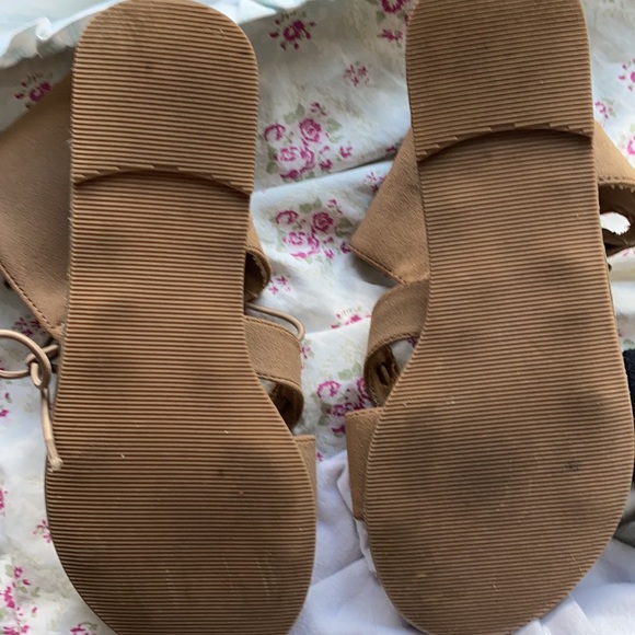 GAP Girls gladiator sandals - Picture 3 of 4